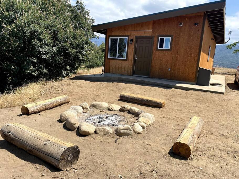 Walnut Cottage Badger ภายนอก รูปภาพ